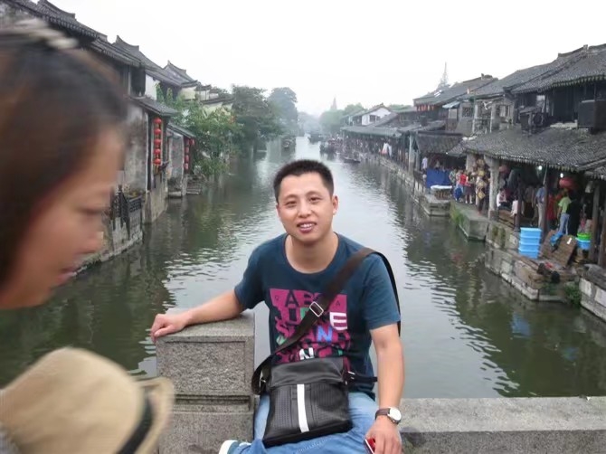 雪糕冰激凌的第一张照片--东莞相亲服务中心