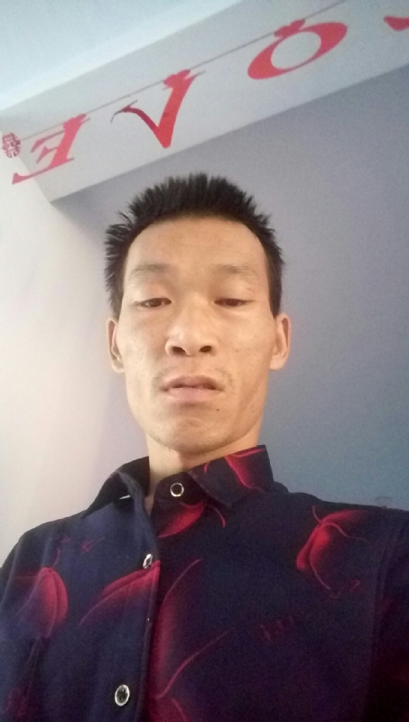 向阳的第一张照片--东莞相亲服务中心