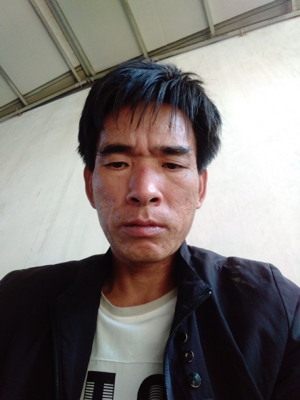 项斌的第一张照片--东莞相亲服务中心