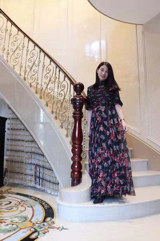 馨儿的第三张照片--东莞相亲服务中心