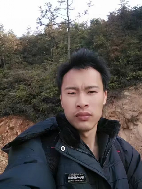 高富帅的第一张照片--东莞相亲服务中心