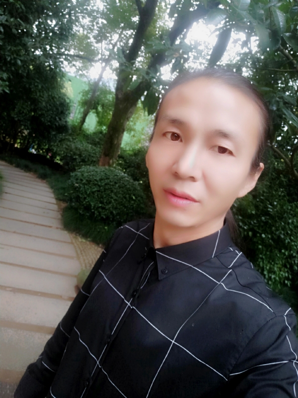 北方的狼的第一张照片--东莞相亲服务中心