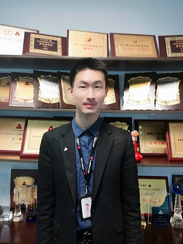 魔都青年的第一张照片--东莞相亲服务中心