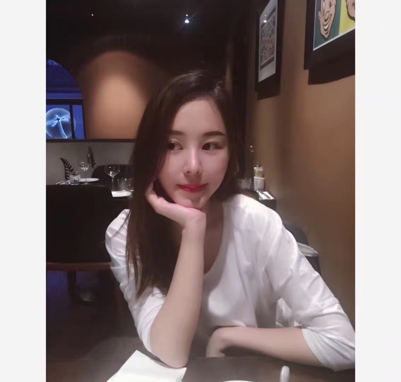 筱月悦的第一张照片--东莞相亲服务中心