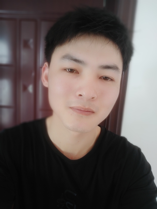 小情绪)っ的第一张照片--东莞相亲服务中心