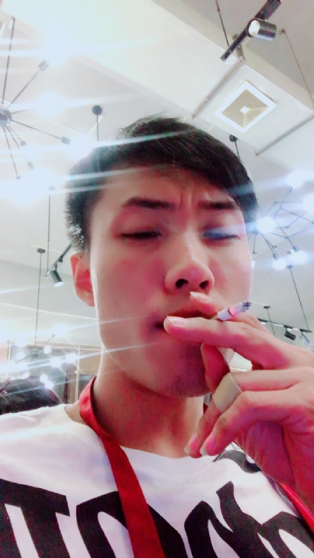 乐天的第四张照片--东莞相亲服务中心