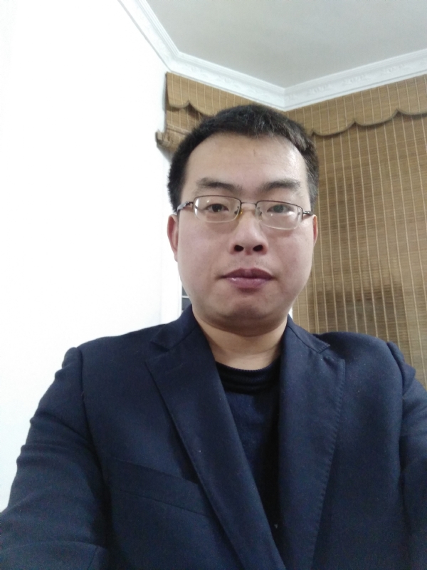 简单爱的第一张照片--东莞相亲服务中心