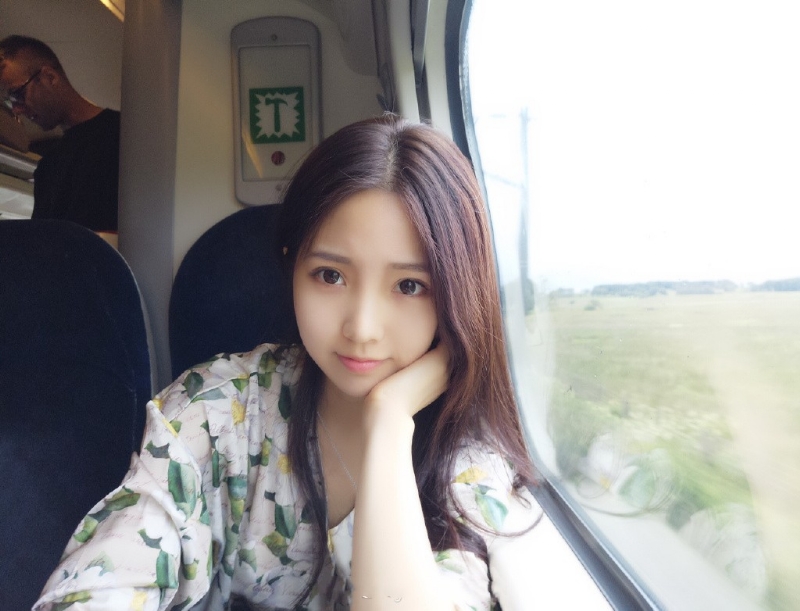 冰艳残阳的第一张照片--东莞相亲服务中心