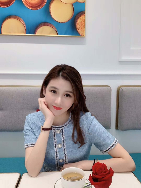 Emily的第二张照片--东莞相亲服务中心