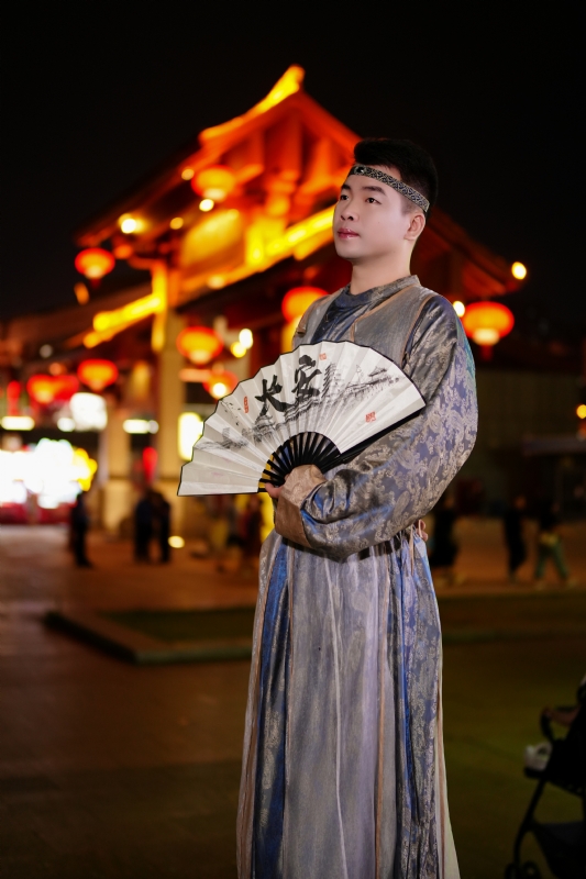 细辉的第一张照片--东莞相亲服务中心