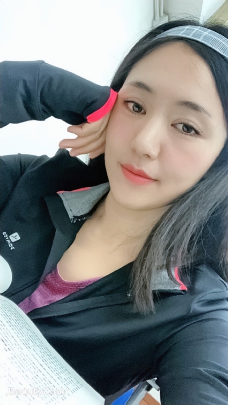 飄兒的第二张照片--东莞相亲服务中心