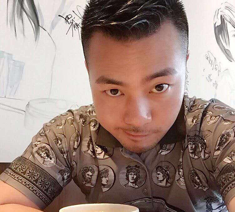 刘江平的第一张照片--东莞相亲服务中心