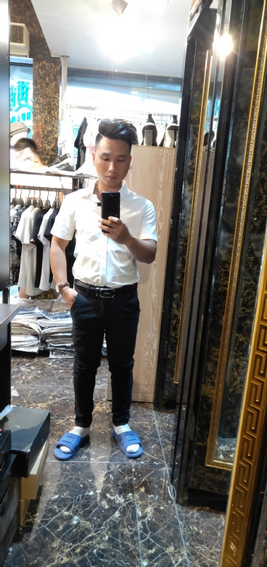 卢家福的第一张照片--东莞相亲服务中心