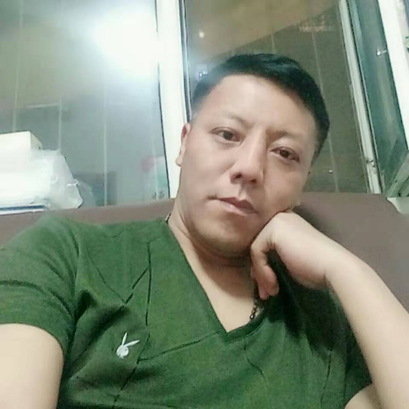 龍行天下的第一张照片--东莞相亲服务中心