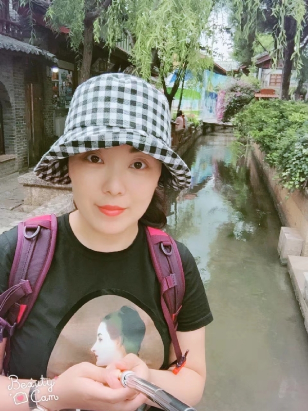 乐妞的第三张照片--东莞相亲服务中心