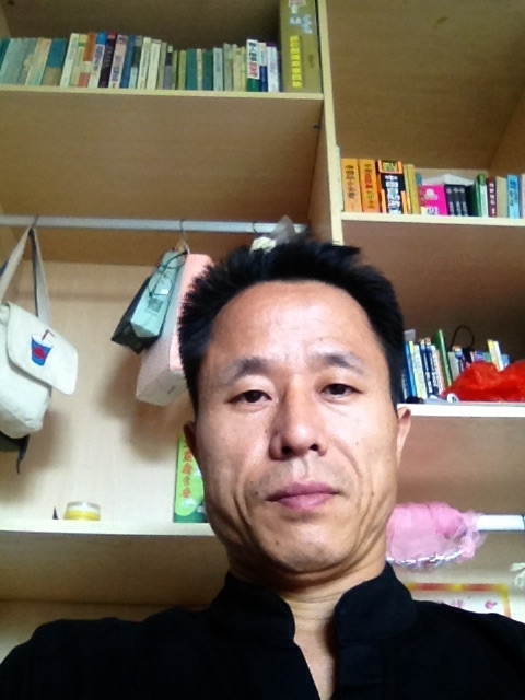 龙三少的第一张照片--东莞相亲服务中心