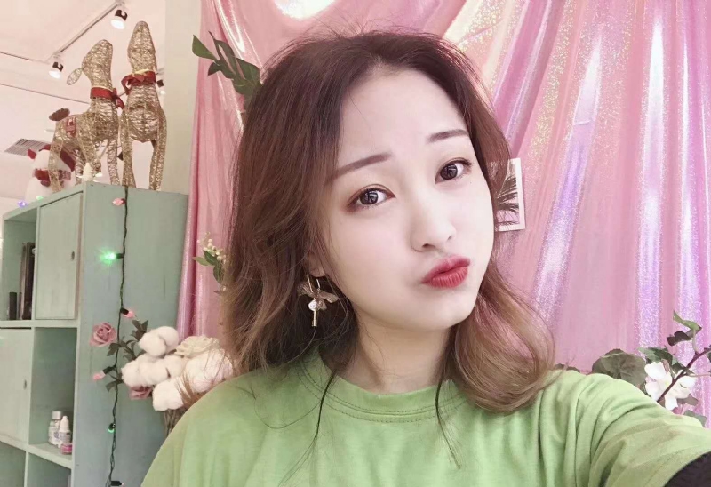 罗兰的第二张照片--东莞相亲服务中心