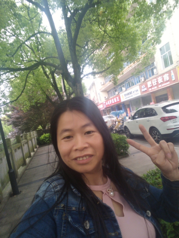 平凡的第一张照片--东莞相亲服务中心