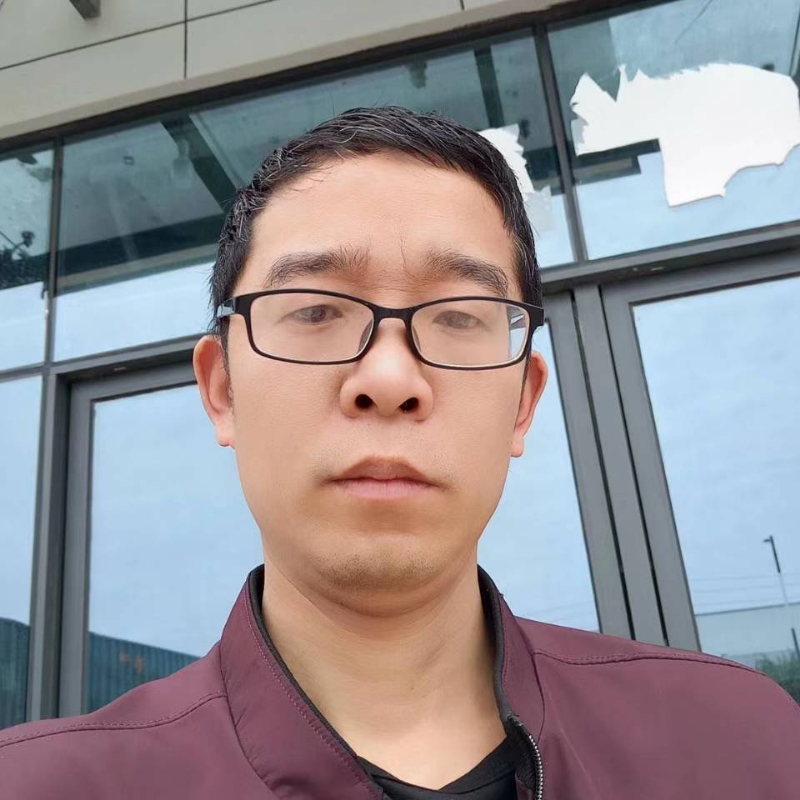 眼镜的第一张照片--东莞相亲服务中心