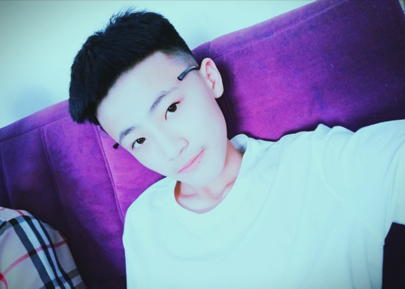 孤城浪子的第一张照片--东莞相亲服务中心