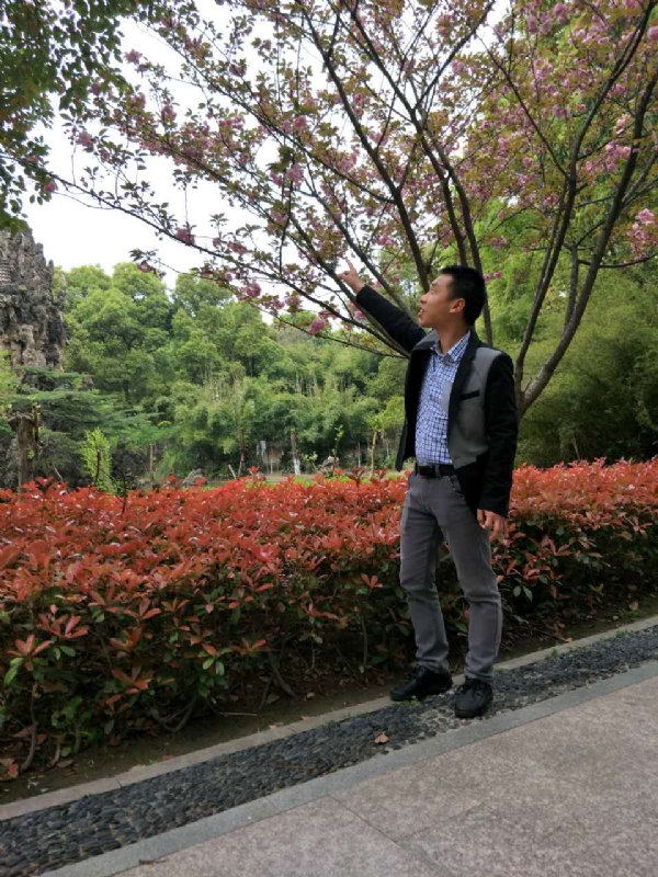 坦诚的第一张照片--东莞相亲服务中心