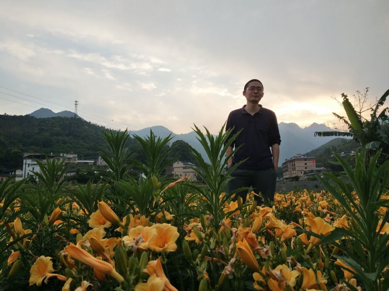 黄晓东的第一张照片--东莞相亲服务中心