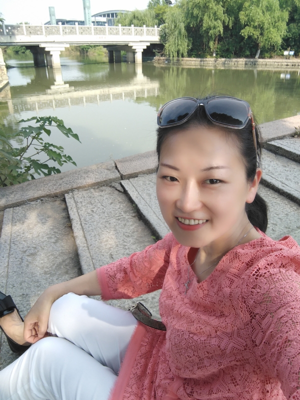 渴慕的第一张照片--东莞相亲服务中心