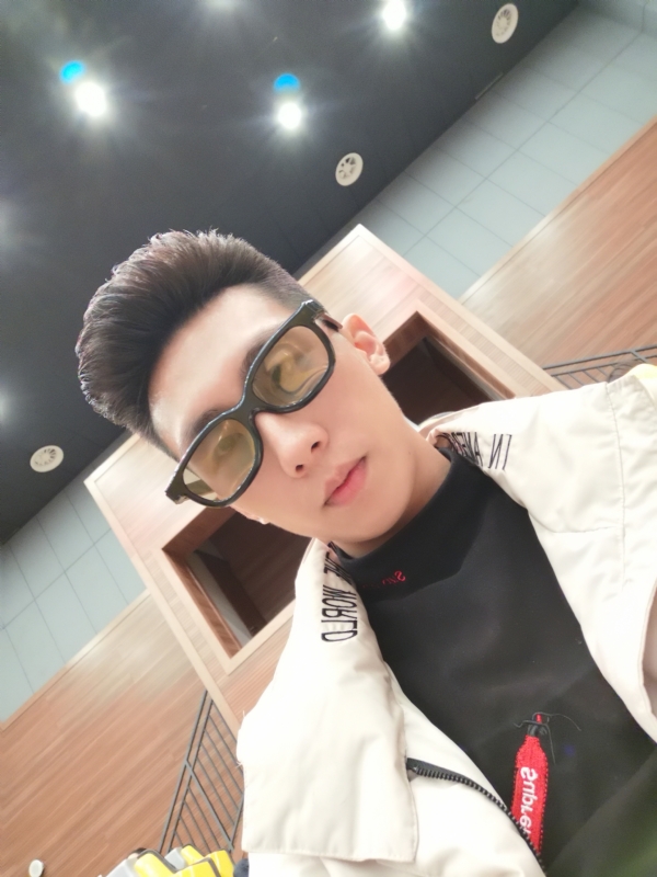 少年已不在年少的第一张照片--东莞相亲服务中心