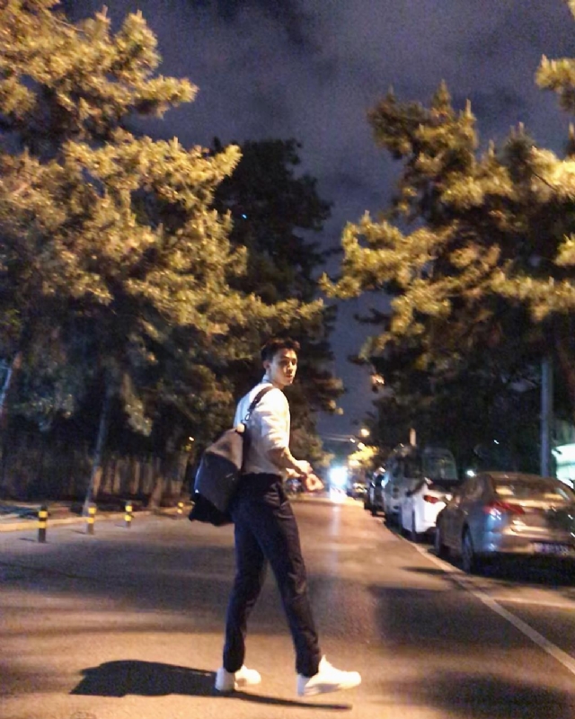 深海的第二张照片--东莞相亲服务中心