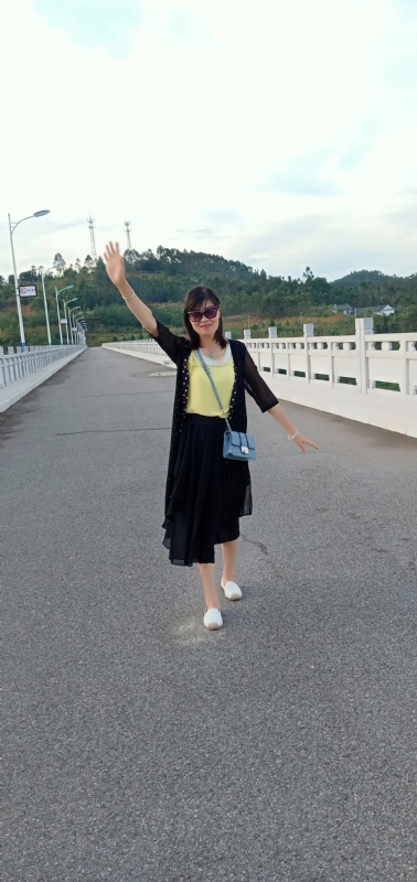 执念的第一张照片--东莞相亲服务中心