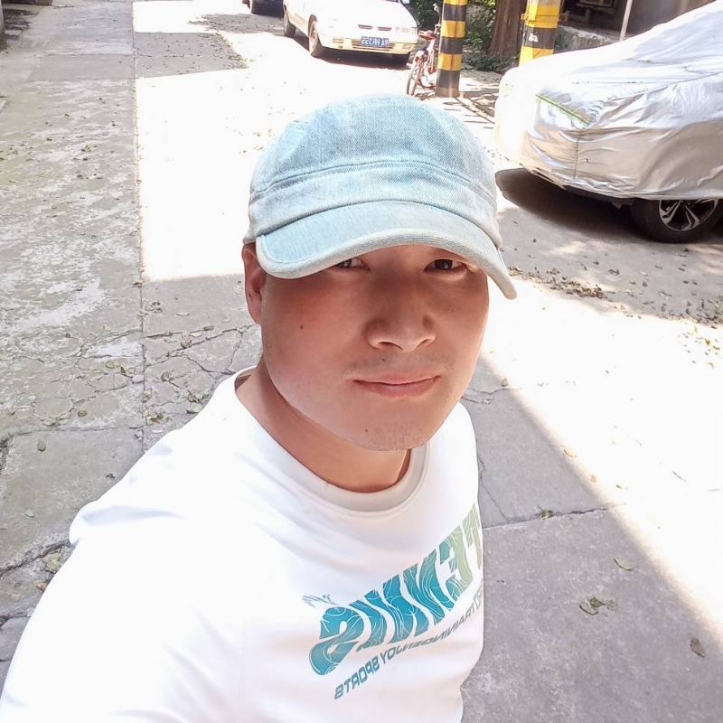 辉光的第一张照片--东莞相亲服务中心