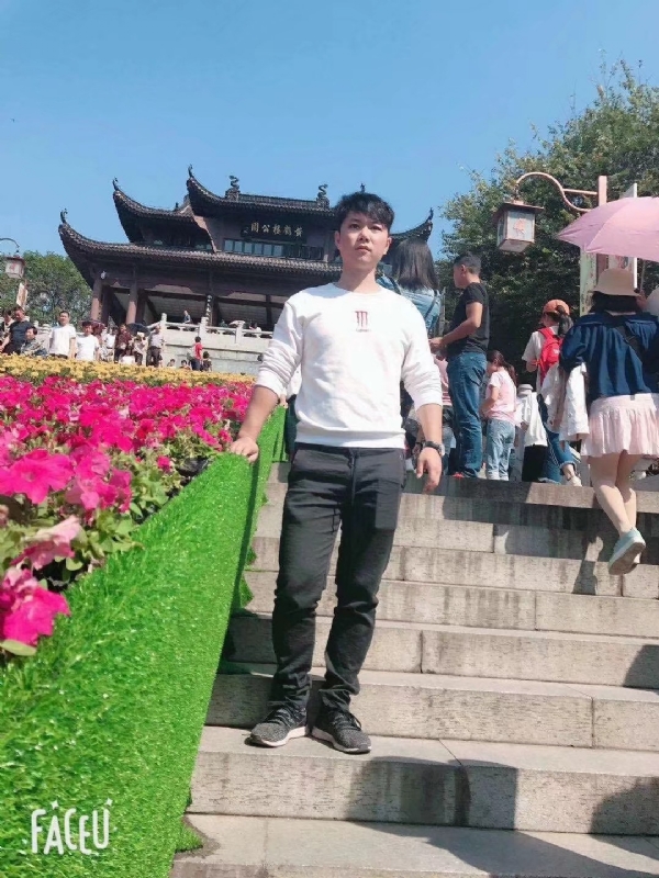 坦然的第二张照片--东莞相亲服务中心