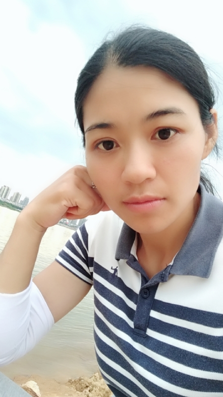 梅子的第一张照片--东莞相亲服务中心