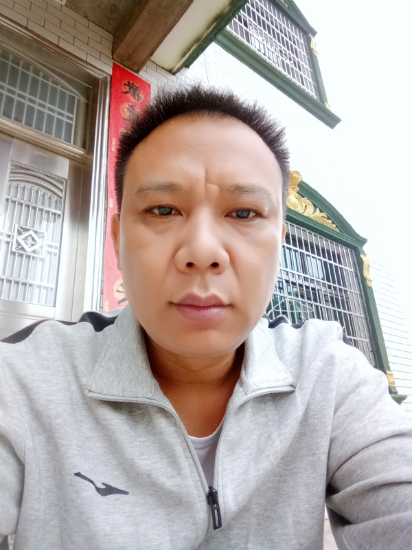 随缘的第一张照片--东莞相亲服务中心