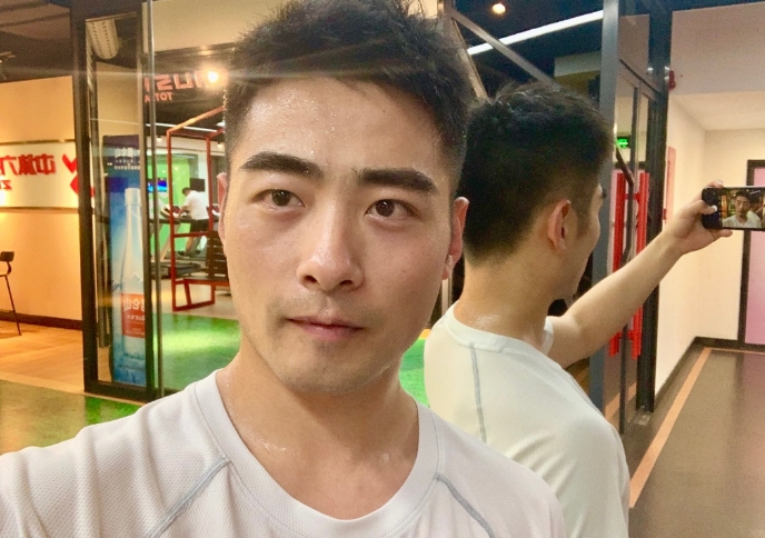 迁就的第一张照片--东莞相亲服务中心