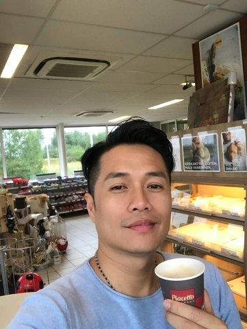 短歌的第一张照片--东莞相亲服务中心