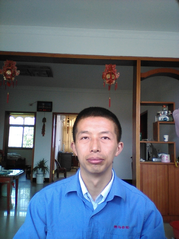 红玫瑰的第一张照片--东莞相亲服务中心