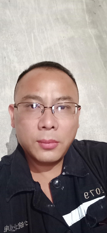 知足常乐的第一张照片--东莞相亲服务中心