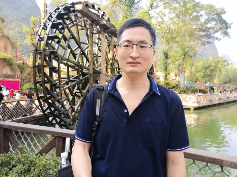 一笑而过的第一张照片--东莞相亲服务中心