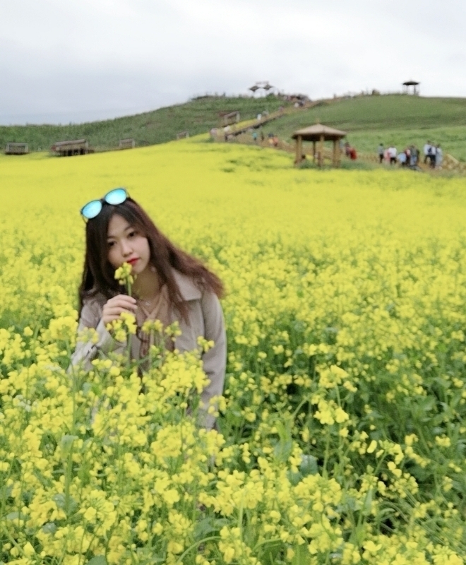 小桃花的第二张照片--东莞相亲服务中心