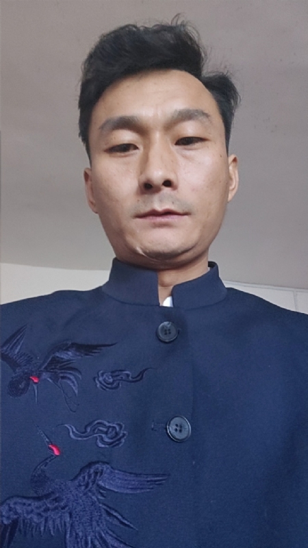 逆袭的小老鼠～龙long的第一张照片--东莞相亲服务中心