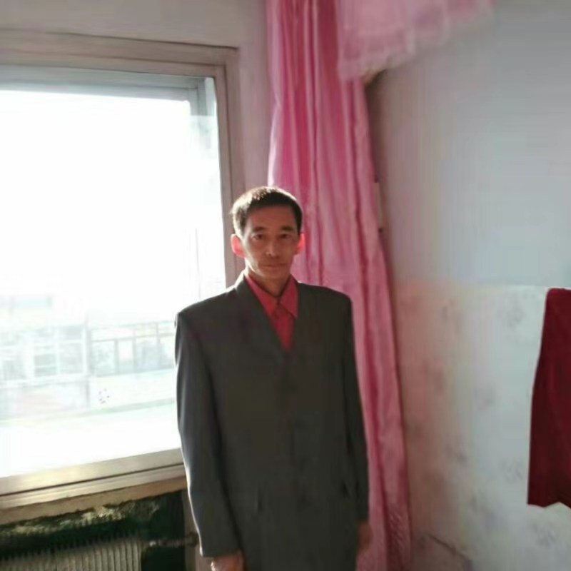 阳光明媚的第一张照片--东莞相亲服务中心