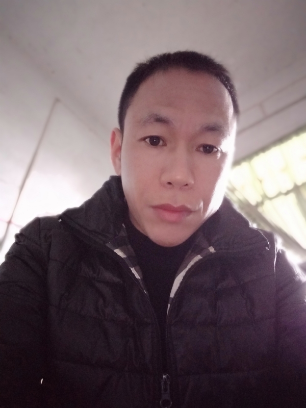 相信真爱的第一张照片--东莞相亲服务中心