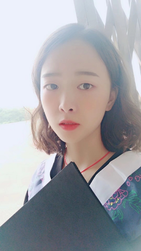 傲娇的喵小咪的第一张照片--东莞相亲服务中心