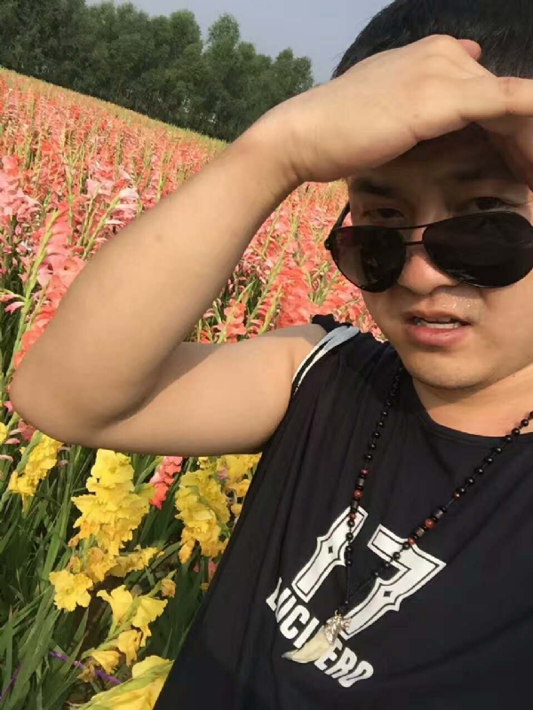 QH-蓝细胞的第一张照片--东莞相亲服务中心