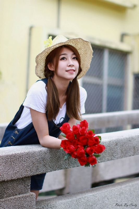 阳光朵朵的第一张照片--东莞相亲服务中心