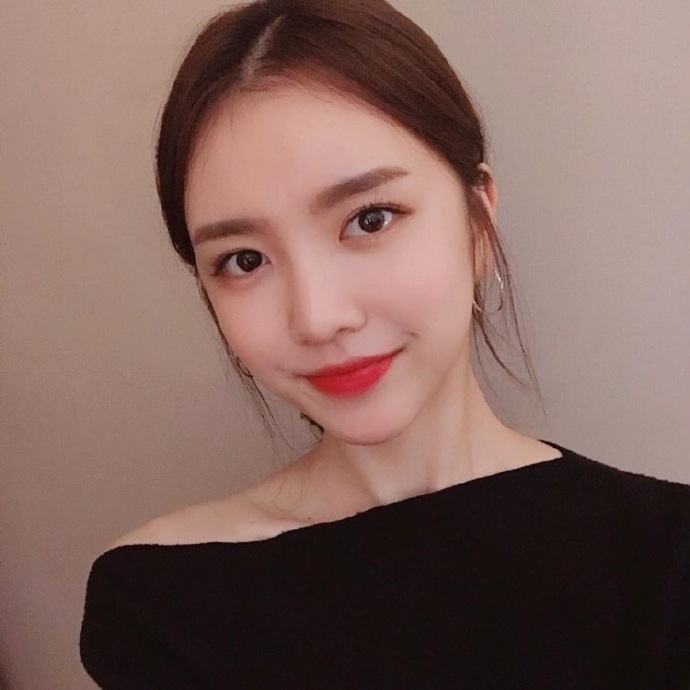 唐馨儿的第一张照片--东莞相亲服务中心