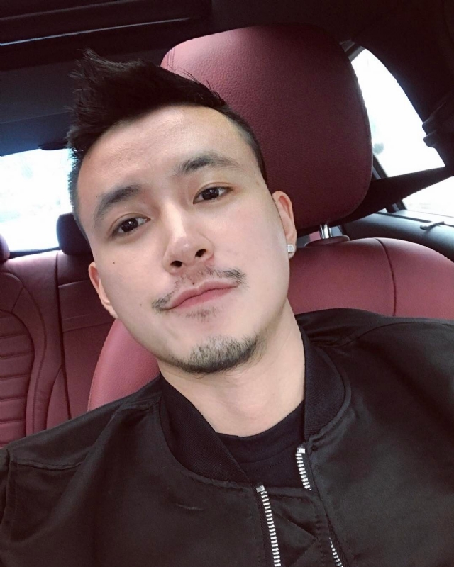 隆刘的第一张照片--东莞相亲服务中心