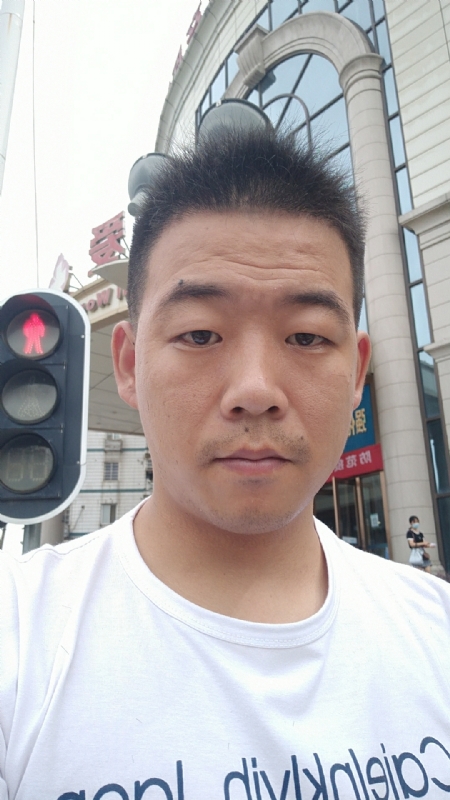 夜空的第一张照片--东莞相亲服务中心