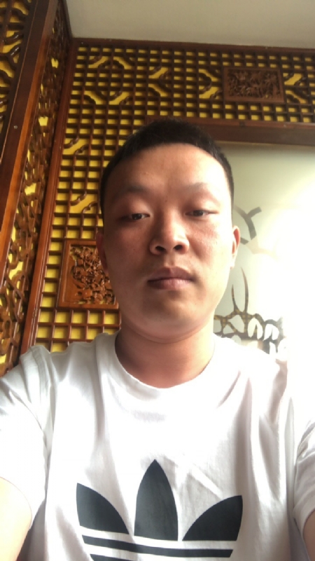 唐子龙的第二张照片--东莞相亲服务中心